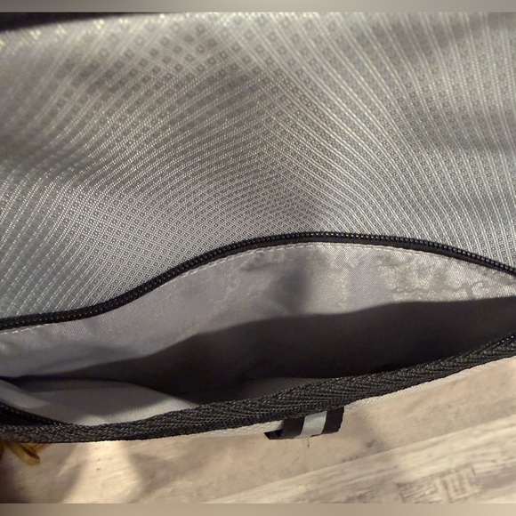 NWOT Champion Center Backpack - Medium Gray - Picture 8 of 13